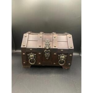 776 - Vintage Medieval Style Jewelry Chest Japan Gothic Treasure Casket Velvet